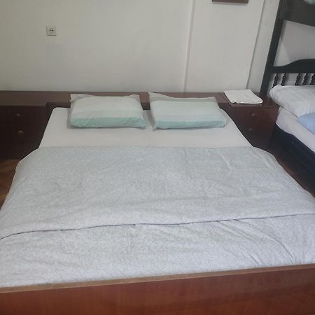 Apartman Retro Una บันยาลูกา ภายนอก รูปภาพ