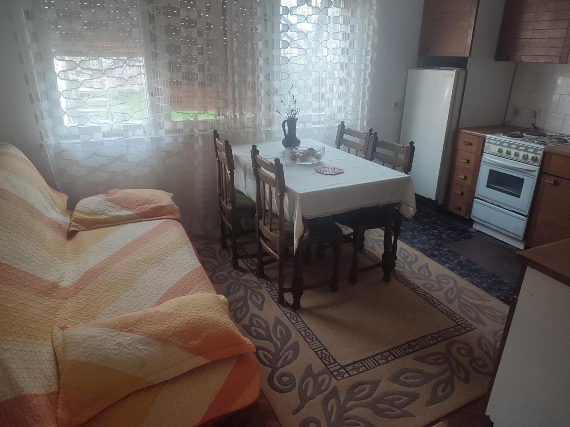 Apartman Retro Una บันยาลูกา ภายนอก รูปภาพ